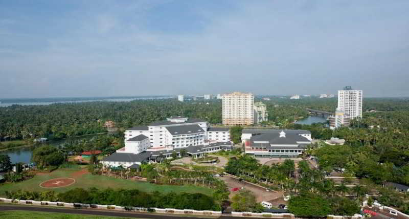 Le Meridien Kochi Hotel Exterior photo